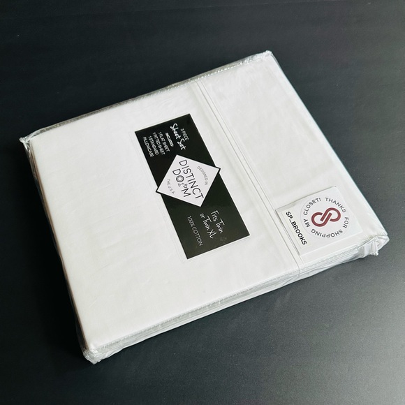 🎁Distinct Dorm Sheet Set - 3 Piece Twin / Twin XL Set - 100% Cotton - White - Picture 3 of 3